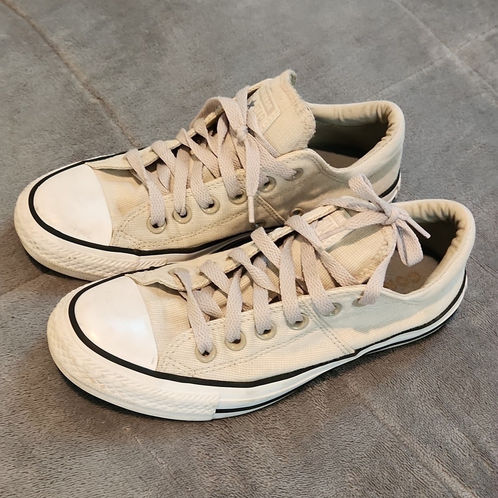 Converse Chucks Shoes